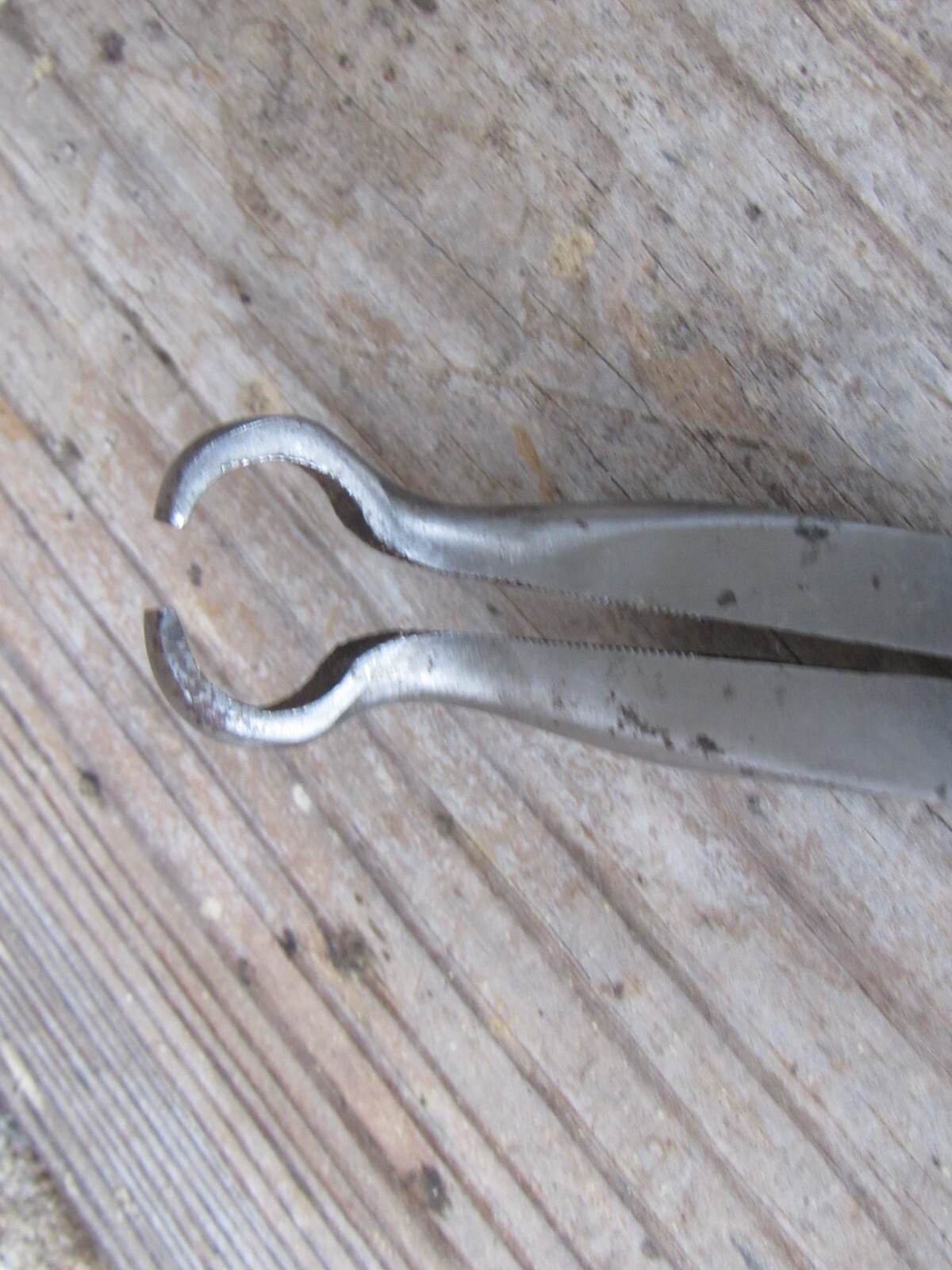 MAC P301787 1/2" RED GRIP HANDLE LONG REACH HOSE GRIP PLIERS APPROX 11" LENGTH