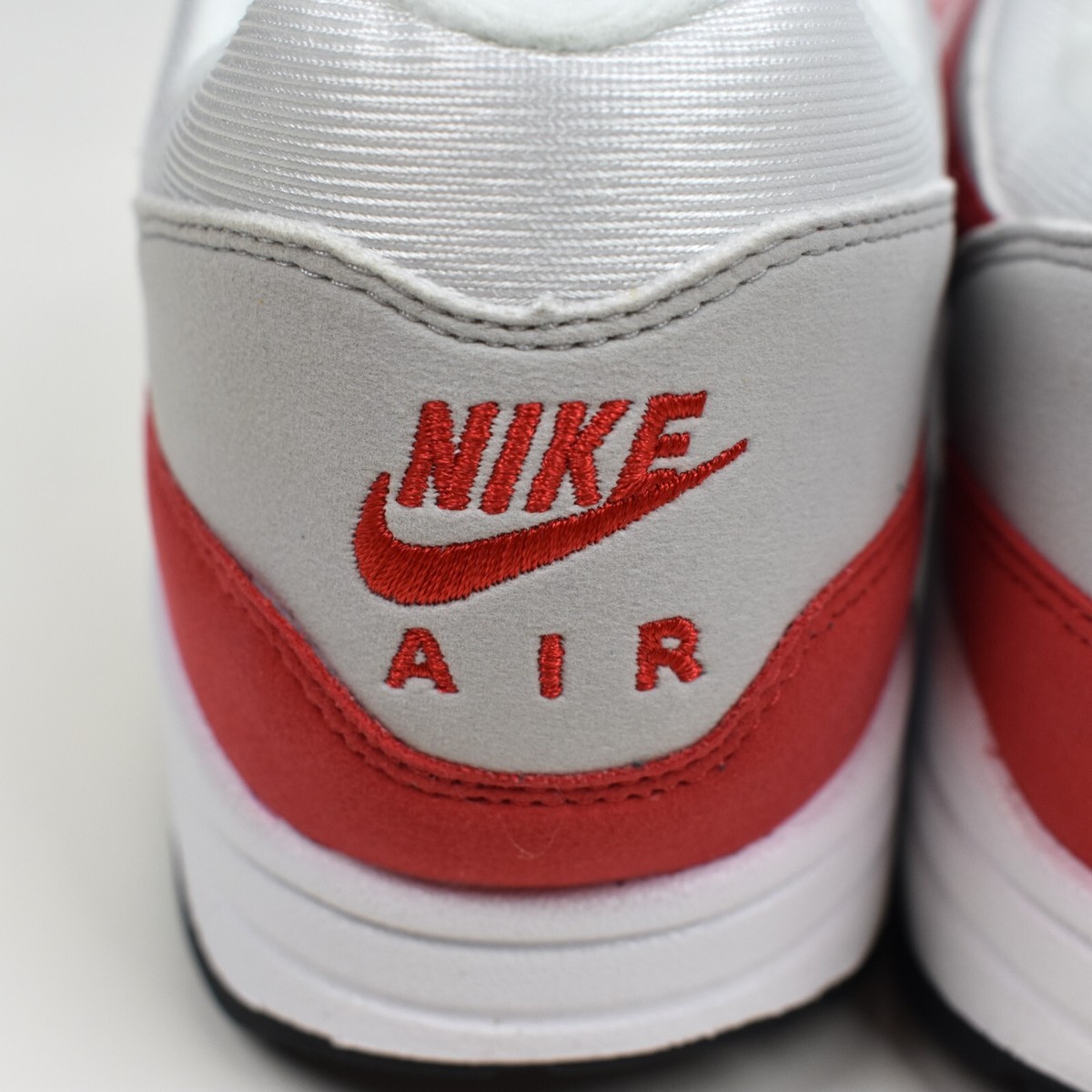 NWT Nike Air Max 1 Anniversary OG University Red Sneakers  display picture 2