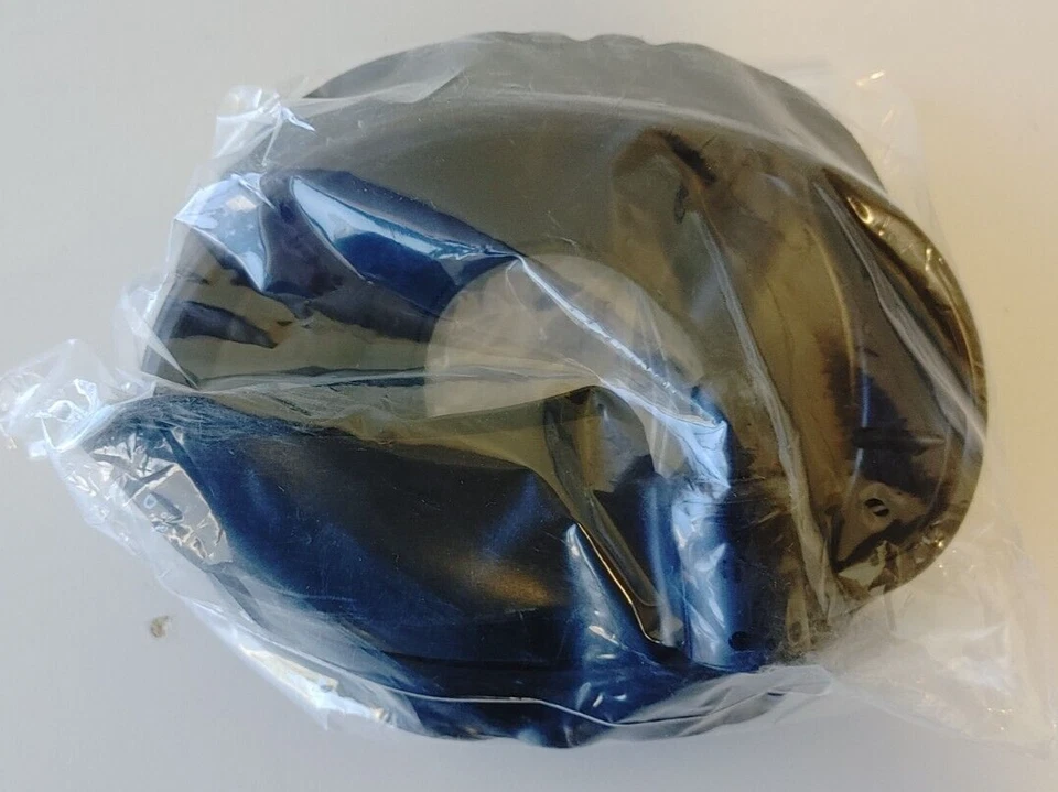 Novo Genuíno OEM Audi RS6 2003-05 Enchimento de Combustível Captura de Derramamento Pote 4B0809933B - Imagem 2 de 2