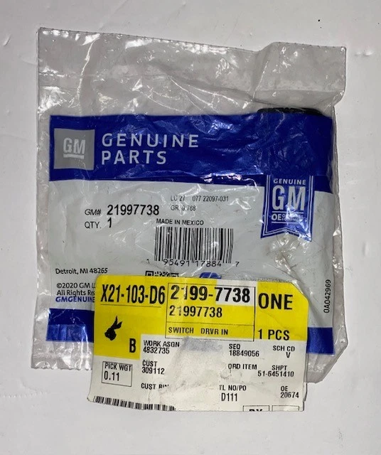 02-09 NEW GENUINE OEM LH SIDE INFO DISPLAY & MULTI-FUNCTION SWITCH, P/N 21997738 - Image 3 of 4