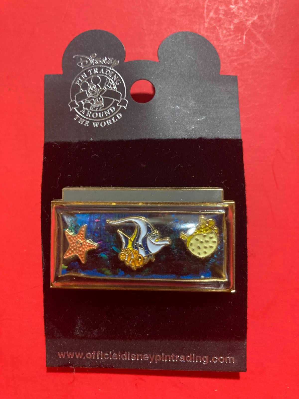 Disney Disneyland 'Finding Nemo' Series Pin