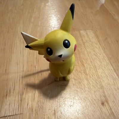 Vintage Pokemon Pikachu CGTSJ TOMY figure