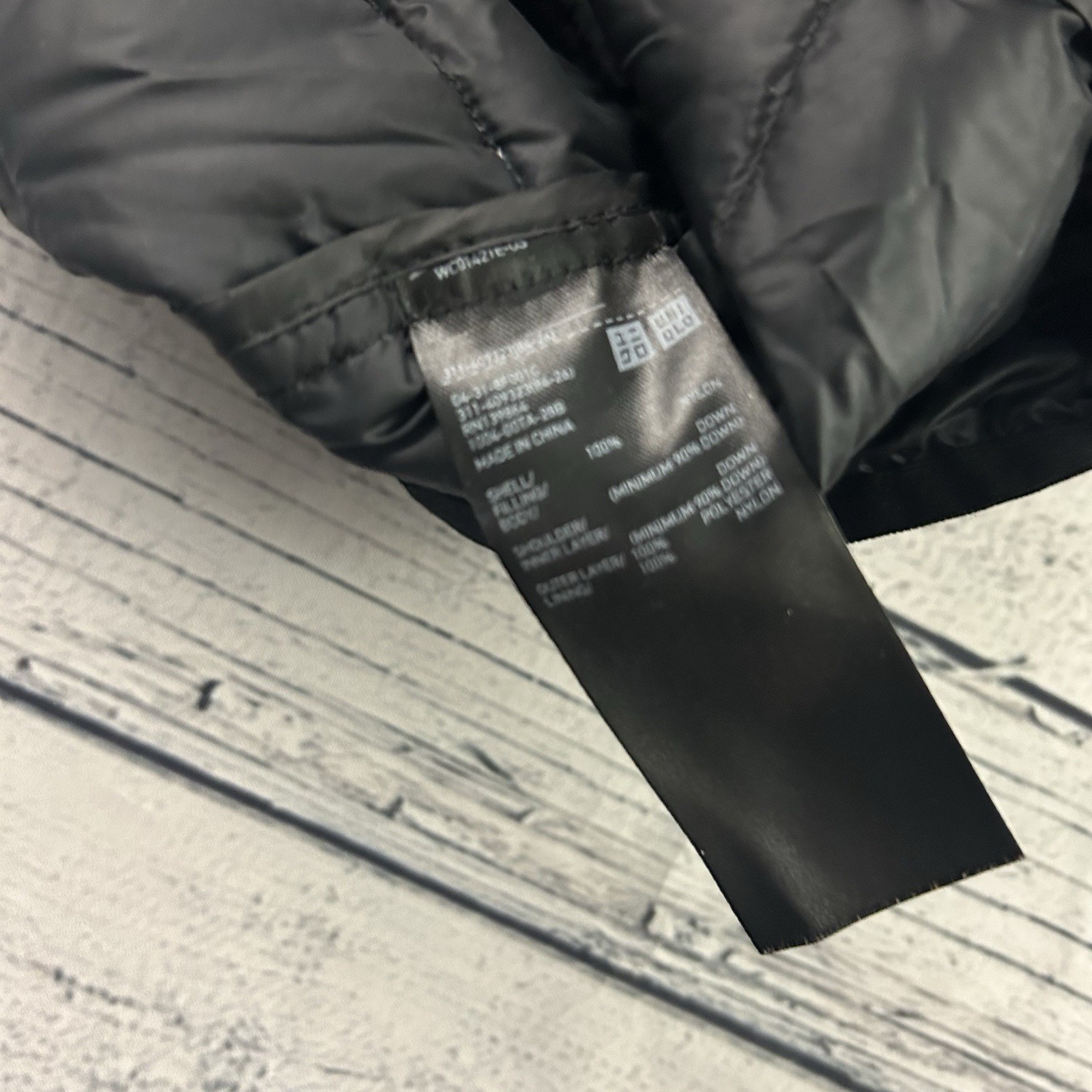 Uniqlo Lightweight Packable Down Jacket Men's Lar… - image 4