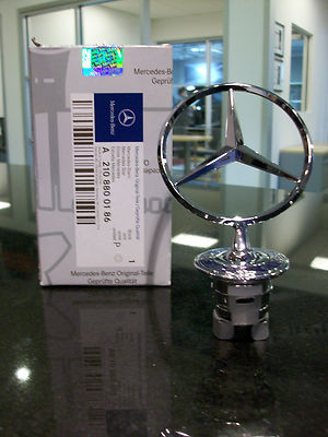 OEM GENUINE MERCEDES BENZ HOOD STAR EMBLEM W210 W 124 C208 W220 W202 C E S CLK