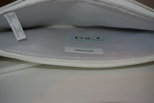 NEU INCASE SCHUTZHÜLLE DELUXE WEISS 15" MACBOOK PRO CL57565 - Bild 11 von 12