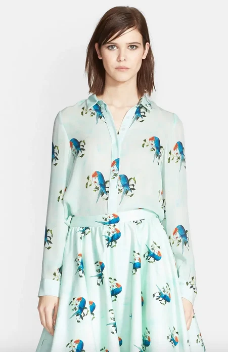 Alice + Olivia - Light blue silk shirt print parrot Size M NEW Chic Elegant - Bild 1 von 4