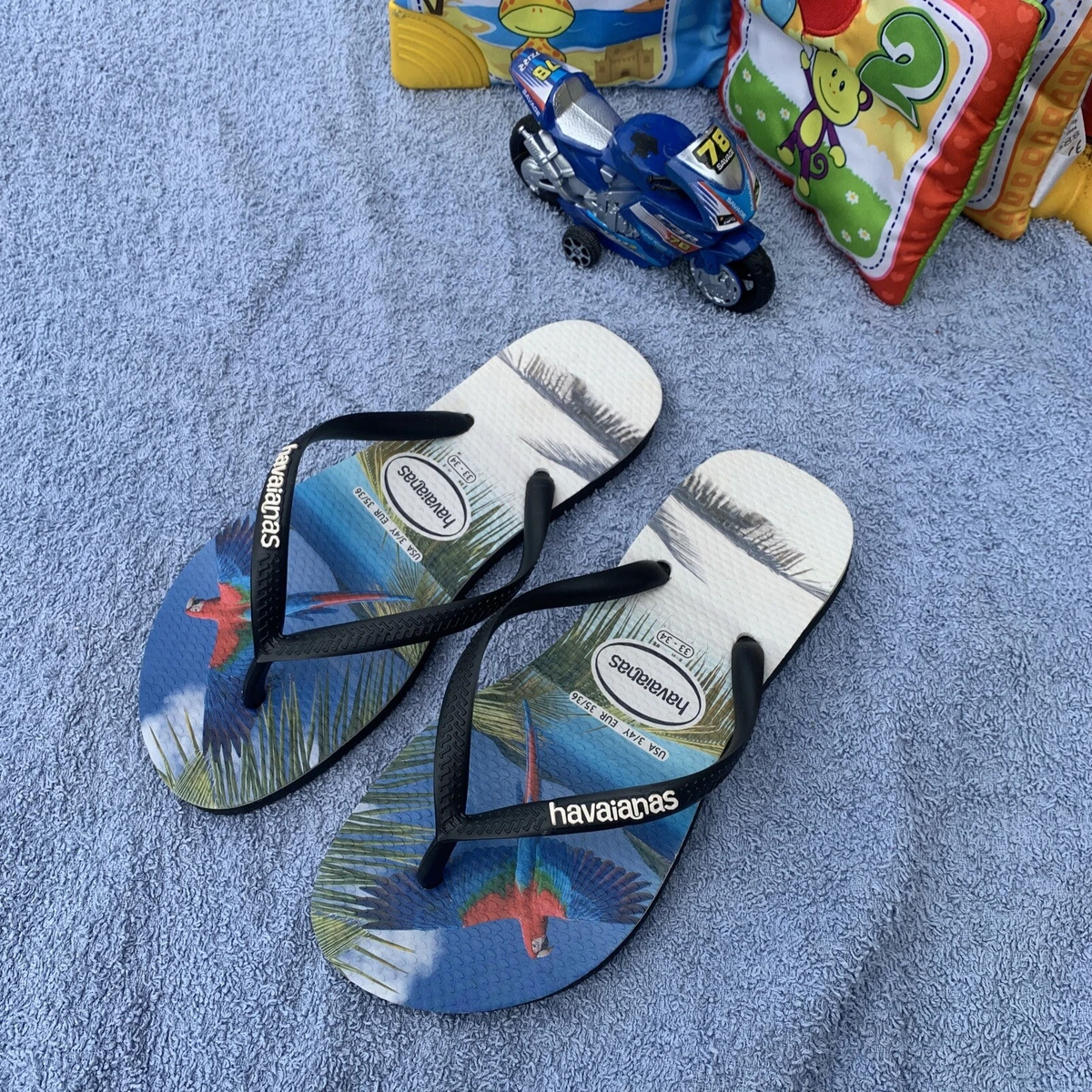 Boys flip shop flops size 3