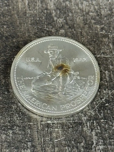 1982 Engelhard Prospector Silver 1 oz Round One Troy Ounce .999 Pure Bullion