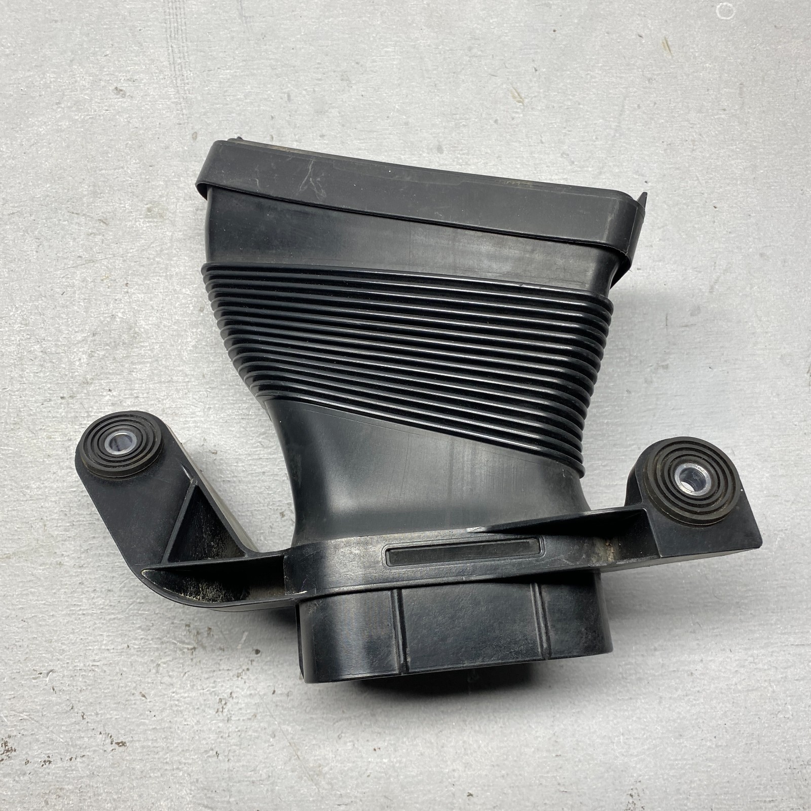2018 Lamborghini Huracan Air Induction Tube 4S0129509D