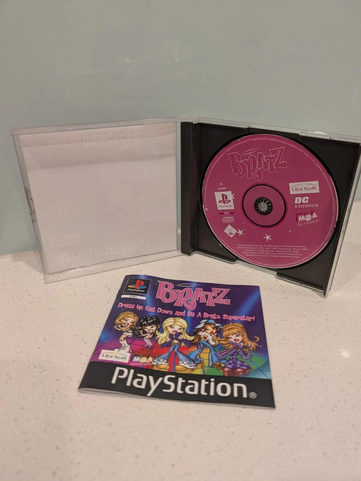 BRATZ Dress Up Get Down And Be A Bratz Superstar Sony PlayStation 1 PS1 2002 - Image 4 of 4
