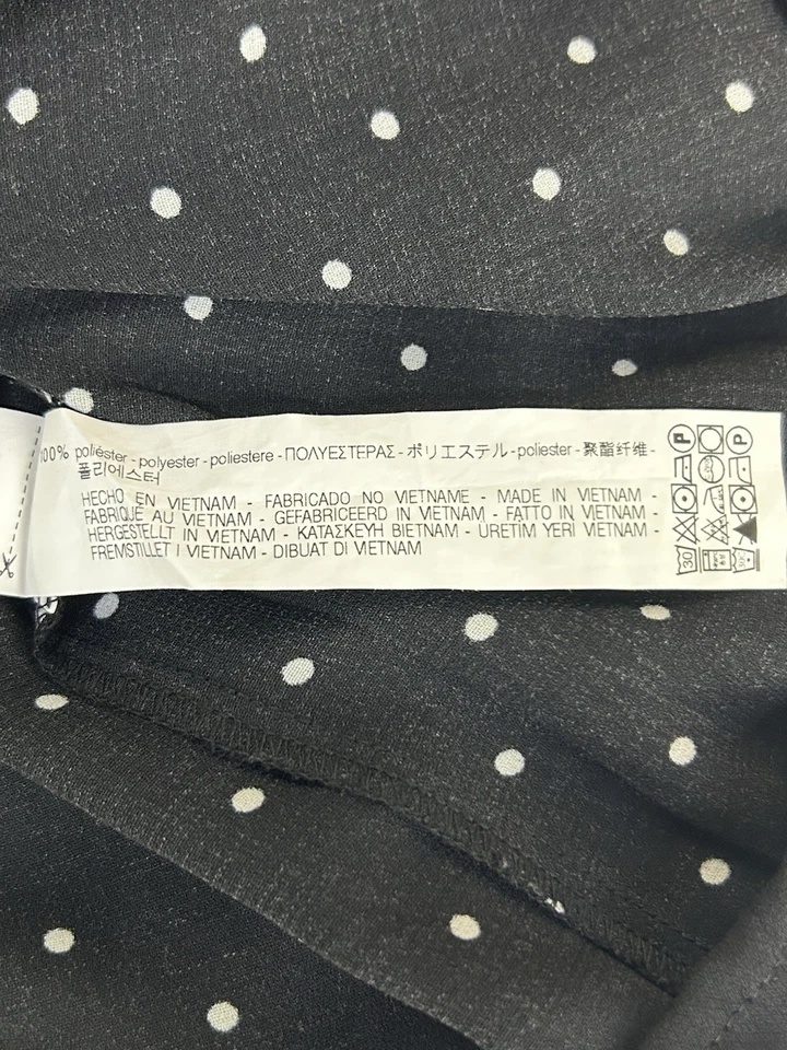 Blusa para mujer Zara negra a lunares mangas acanaladas, talla mediana. 1B Foto 4 de 4