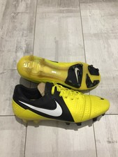 nike ctr360 yellow and black