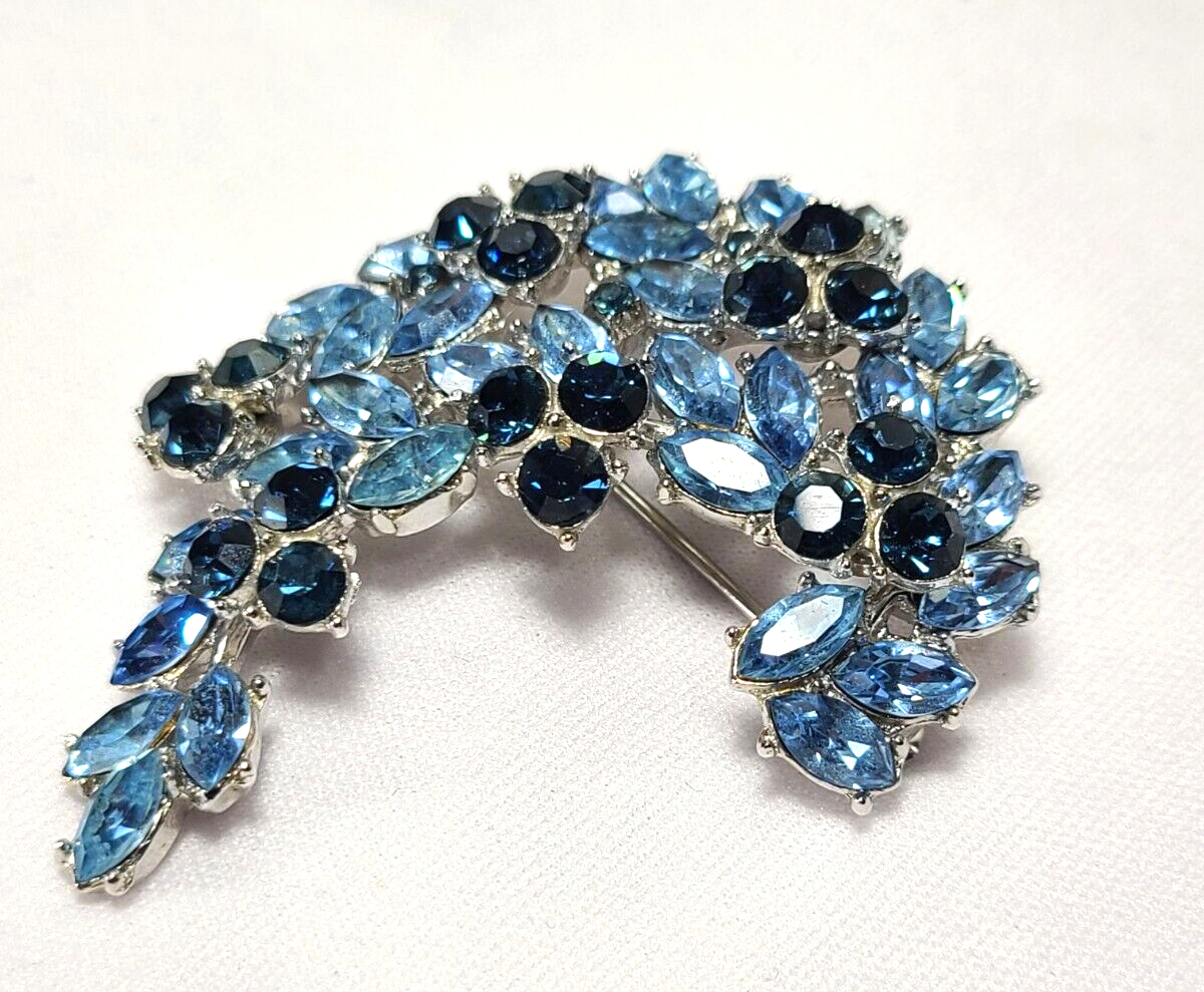 Trifari クラウンピン ブローチ Vintage Silver Crown Trifari Blue Rhinestone Brooch Pin | eBay