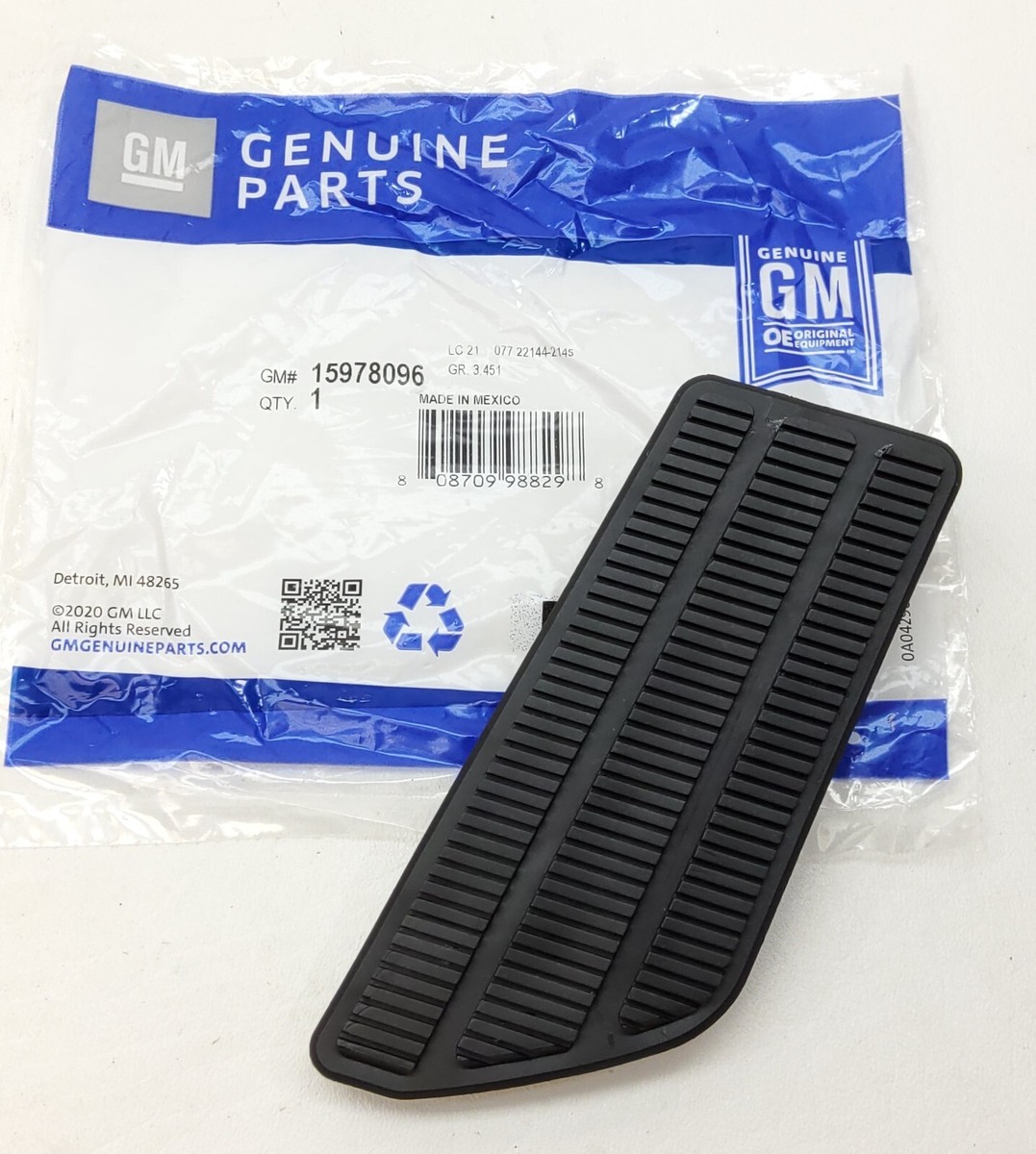 New Genuine GM Black Accelerator Gas Pedal Pad Fits 85-94 Chevy