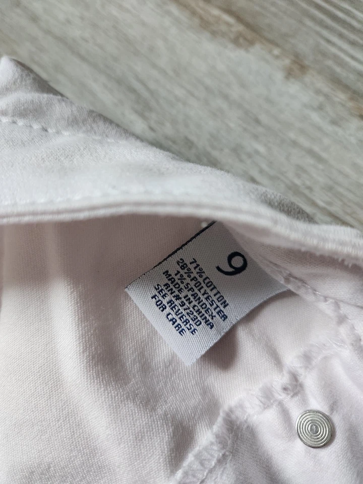 Mini Pantalones Cortos Marineros Almost Famous Alto Tiro Doble Botón Mosca Blanco Juniors Talla 9 Foto 4 de 4