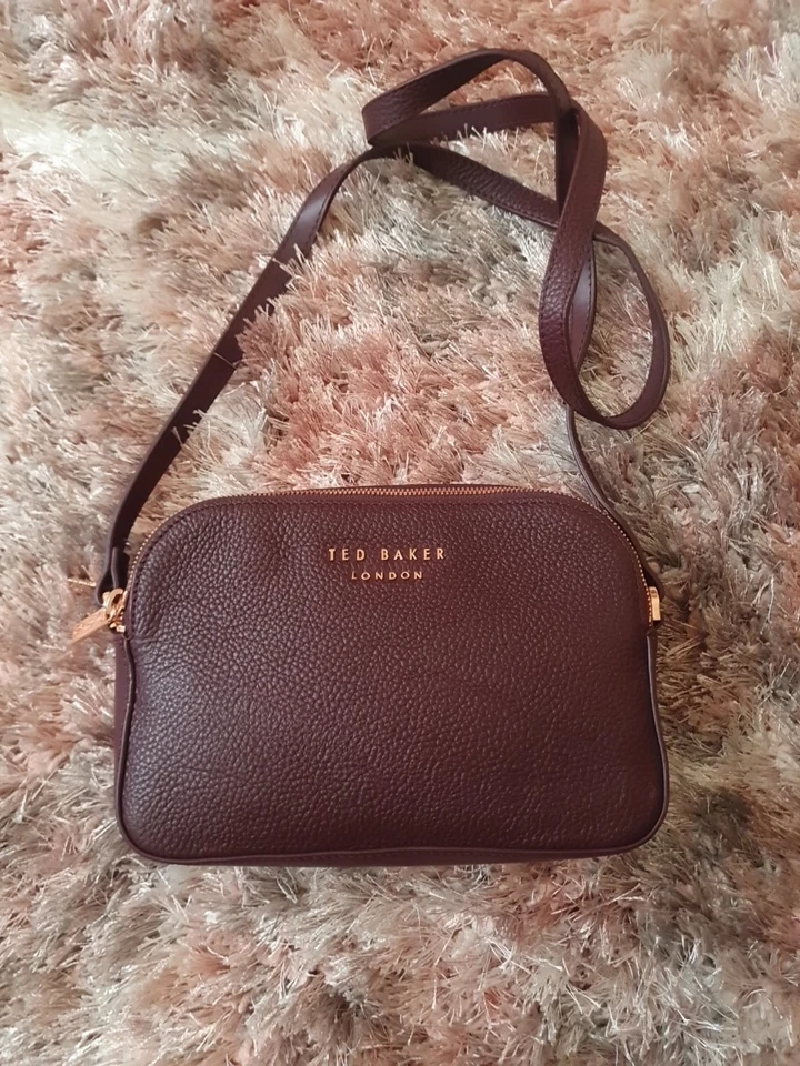 Ted Baker Crossbody Bag Amerrah Camera Bag Burgundy  Colour Leather Duble Zip  - Image 4 of 4