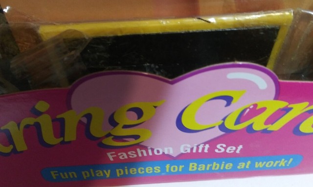 Barbie Caring Careers Fashion Gift Set 1993 – Mattel 10773 – Pompier Et Vétérinaire – Neuf