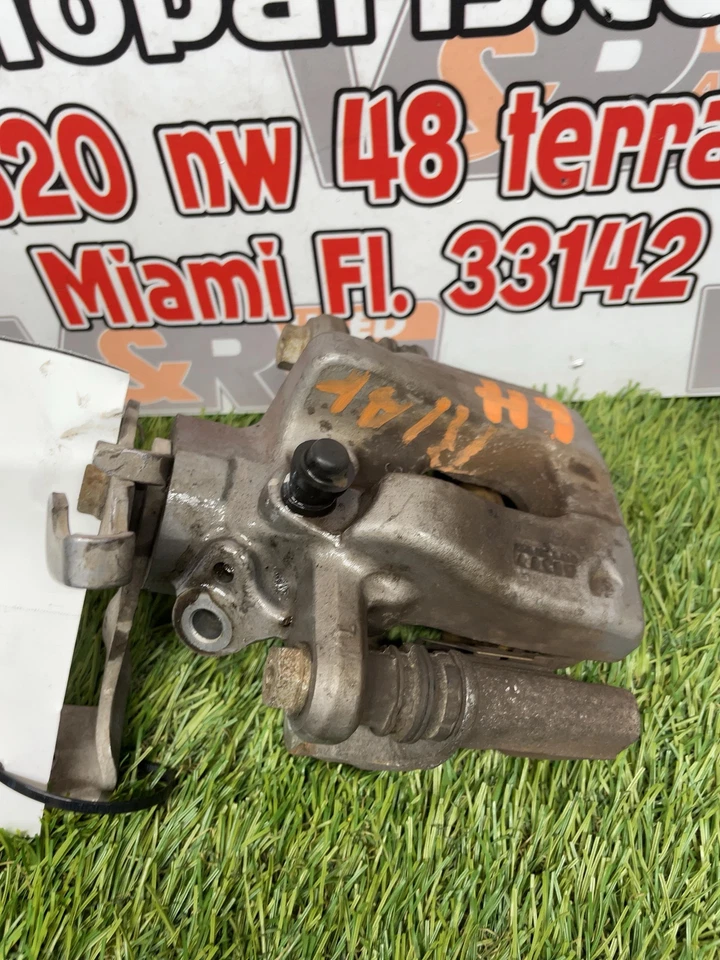 ✅ Toyota Corolla 2019 pinza trasera izquierda OEM Foto 2 de 4