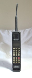 Vintage Ameritech by Motorola Ultra Classic Slim Brick Phone Retro UNTESTED