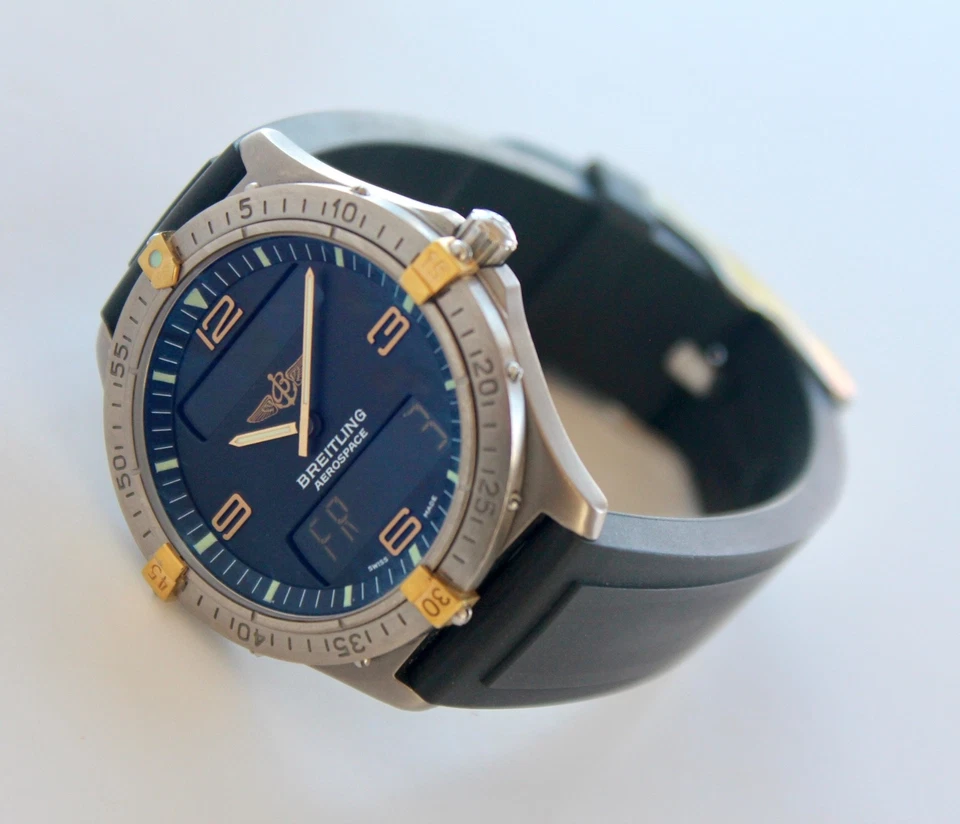 Reloj Hombre Breitling F56062 AEROESPACIAL, ESFERA NEGRA, TITANIO, ALARMA, 40mm, ¡GUAU! Foto 2 de 4