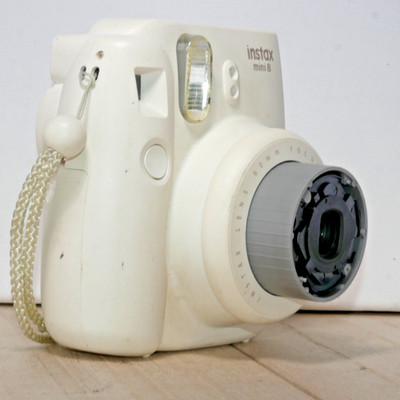Fujifilm instax Mini 8 Instant Film Camera - White *TESTED* W batteries
