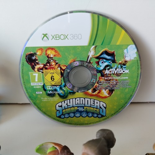 Skylanders Swap Force Xbox 360 Game & 9 Figure Bundle - Picture 5 of 7
