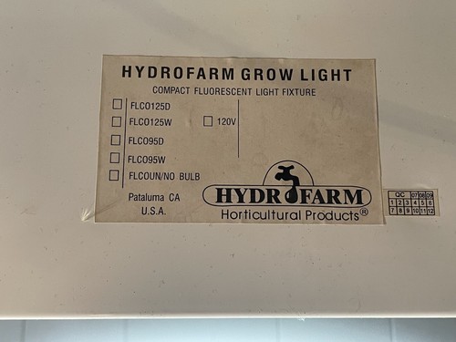 Hydrofarm 125W Fluorescent Fixture With Glass - Bulb Included - Picture 2 of 9