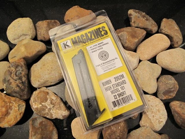 Paquete de 3 cargadores de cargador cortos 22 10RD modelo 101 .22 de alto estándar HECHOS EN EE. UU. Foto 3 de 4