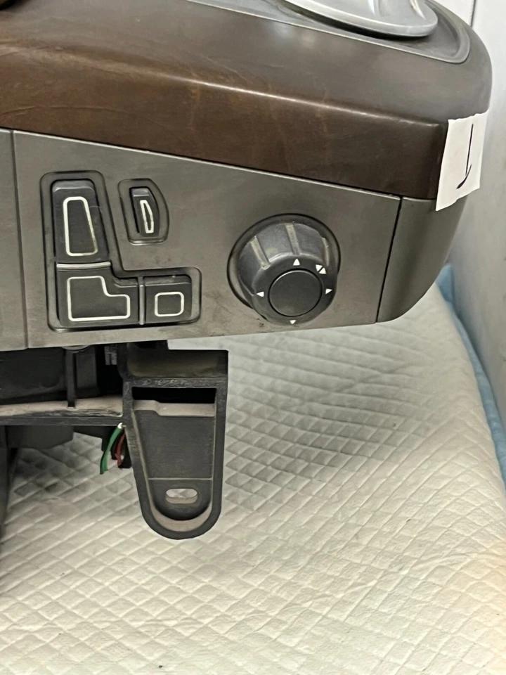 BMW 745i 2004 consola navegación central pantalla accionamiento automático OEM (1) Foto 3 de 4