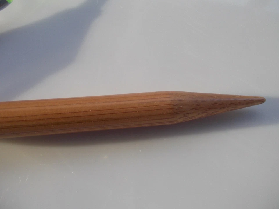 1 x HiyaHiya fixed circular bamboo knitting needle 80cm long choose your size - image 3 of 3