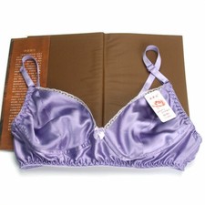 Womens 100% Silk Wirefree Thin Bra Sleep Unde...