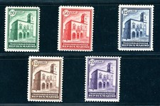 Saint-Marin Michel numéro 175 - 179 pli inutilisé