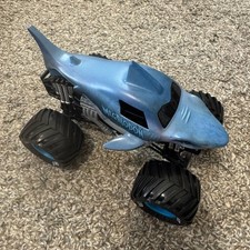 Monster Jam Megalodon Shark Truck 1:24 Scale Diecast