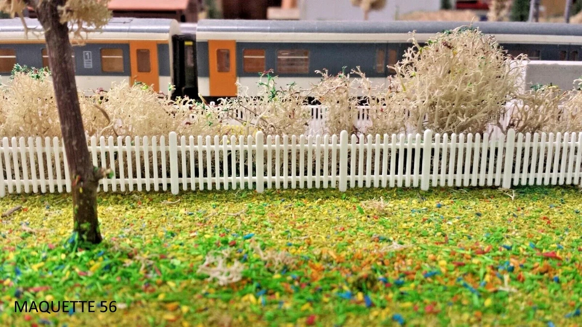 Clôture Miniature échelle HO 1:87 – 4 Poteaux – Pour Modélisme Ferroviaire, Dioramas – Matériau PP - 8