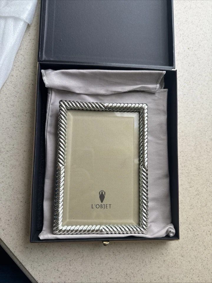 Marco de fotos L’object Deco Twist platino regalo de boda 4x6 lujo Foto 2 de 4