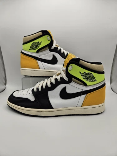 Jordan 1 Retro High 'White Black Volt University Go 555088 118 taglia UK 9