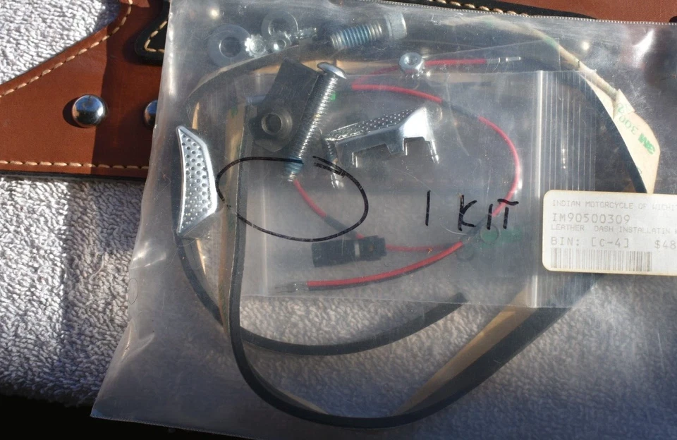 Indian Motorcycle Chief Leather Wrapped Dash / Tank Install Kit 2009-2011 - Image 3 of 4