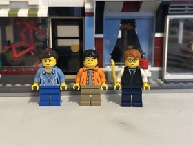 LEGO CREATOR: Bike Shop & Cafe (31026) 100% Complete