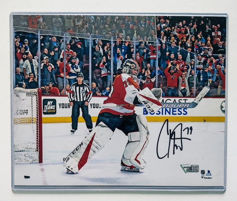 CARTER HART Autographed 8x10 Photo Fanatics Certified Philadelphia Flyers