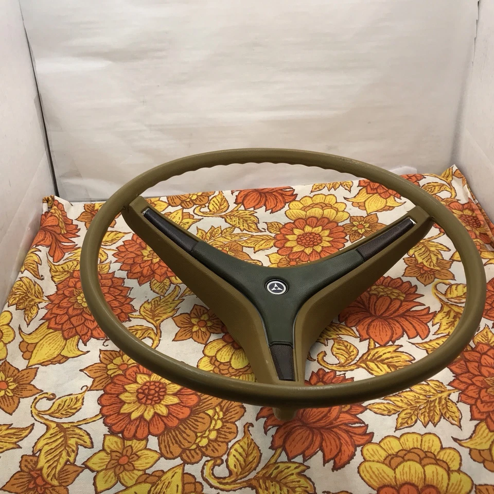 Dodge Charger Plymouth Satellite Road Runner 1971 1972 volante verde bronceado Foto 4 de 4