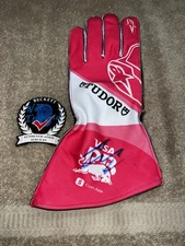 Liam Lawson Signed Visa RB Racing Bulls Race Glove Formula 1 Rookie Beckett