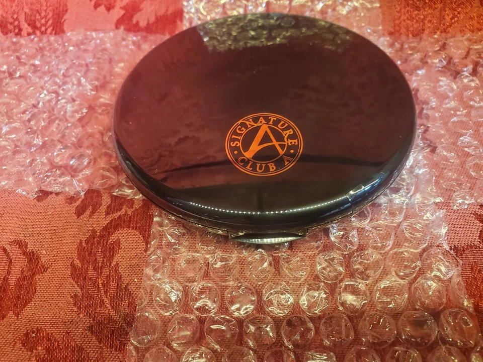 Signature Club A Nefertiti Golden Patina For Skin 1.2 oz, NEW - Image 3 of 4