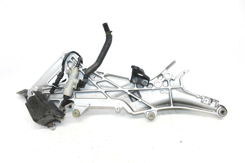 2004 HONDA ST1300 APOIO PARA OS PÉS DIANTEIRO DIREITO PEG STEP - Imagem 3 de 4