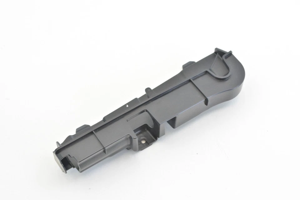 2016-20 MERCEDES BENZ C300 АВАРИЙНЫЙ БУКСИРОВОЧНЫЙ КРЮК ДЕРЖАТЕЛЬ КРОНШТЕЙН ОТДЕЛКА OEM - Изображение 3 из 4