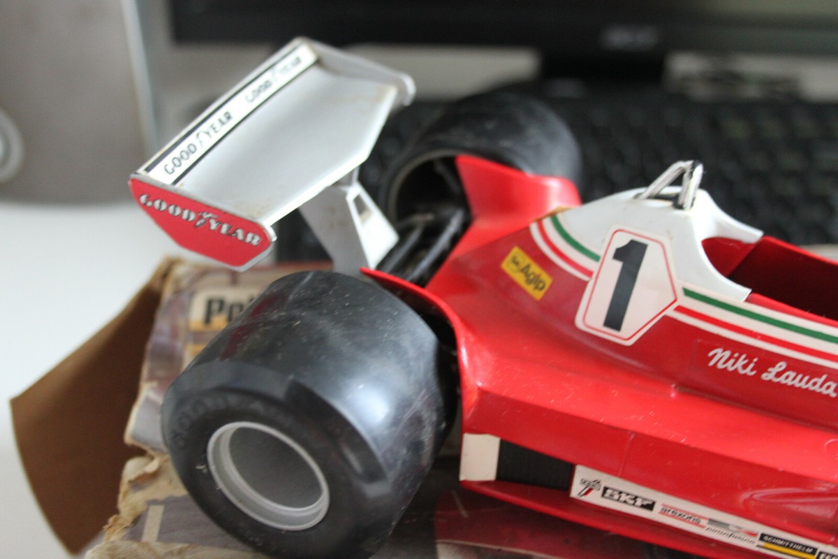 F1 Ferrari 312 T2 - 06 roues - Polistil 1/16 - Collection F1 Ferrari 312 T2 - 06 roues - Polistil 1/16 - Collection