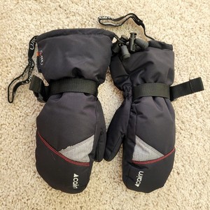 Cairns Ski Snow Mittens Kids Size 10-12 Year Old - Slightly Used.