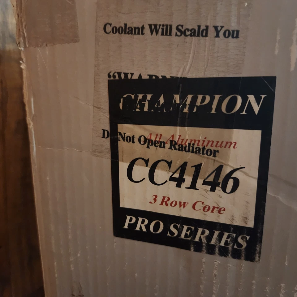 41 42 43 44 45 46 Chevy Pickup Champion 3 filas radiador de aluminio CC4146 Foto 4 de 4