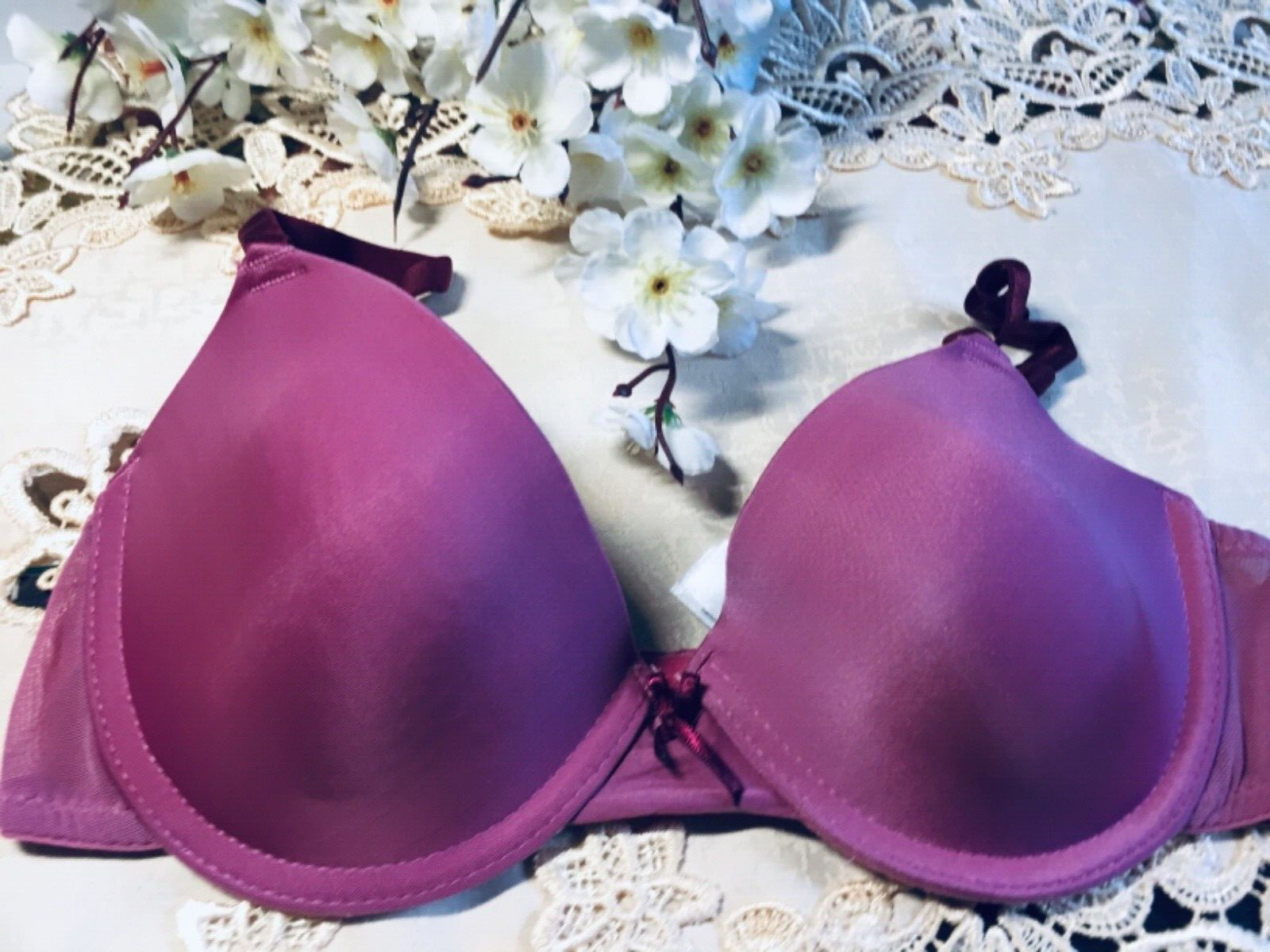 Bra  SECRET POSSESSIONS Size us 32b it2b eu70b fuschia padedd underwired