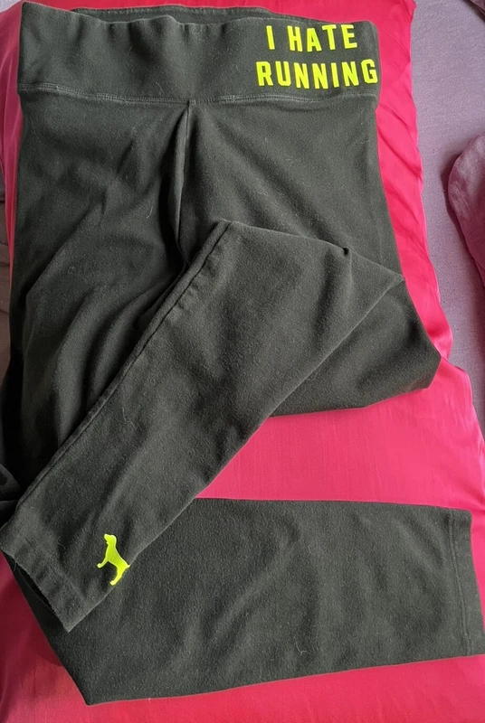 victoria-secret-vs yoga yellow dog running athleisure pants