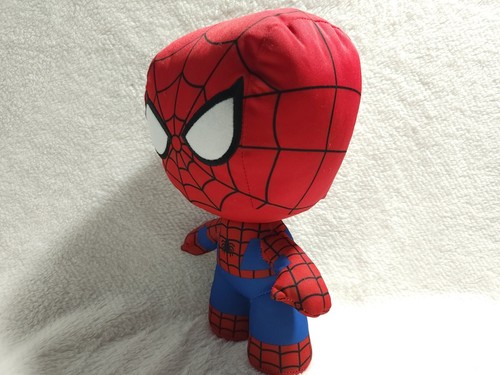 Spider-Man Plush - Disney Store Limited Edition 10". Collectors Item - Picture 11 of 13